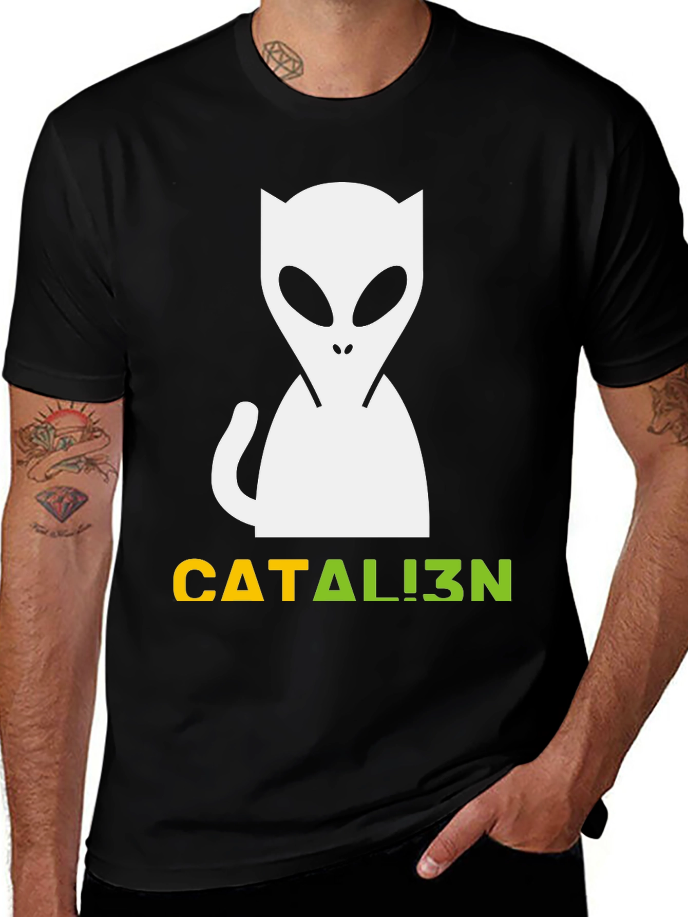 Catalien T-Shirt: Cat Meets Alien Graphic Tee
