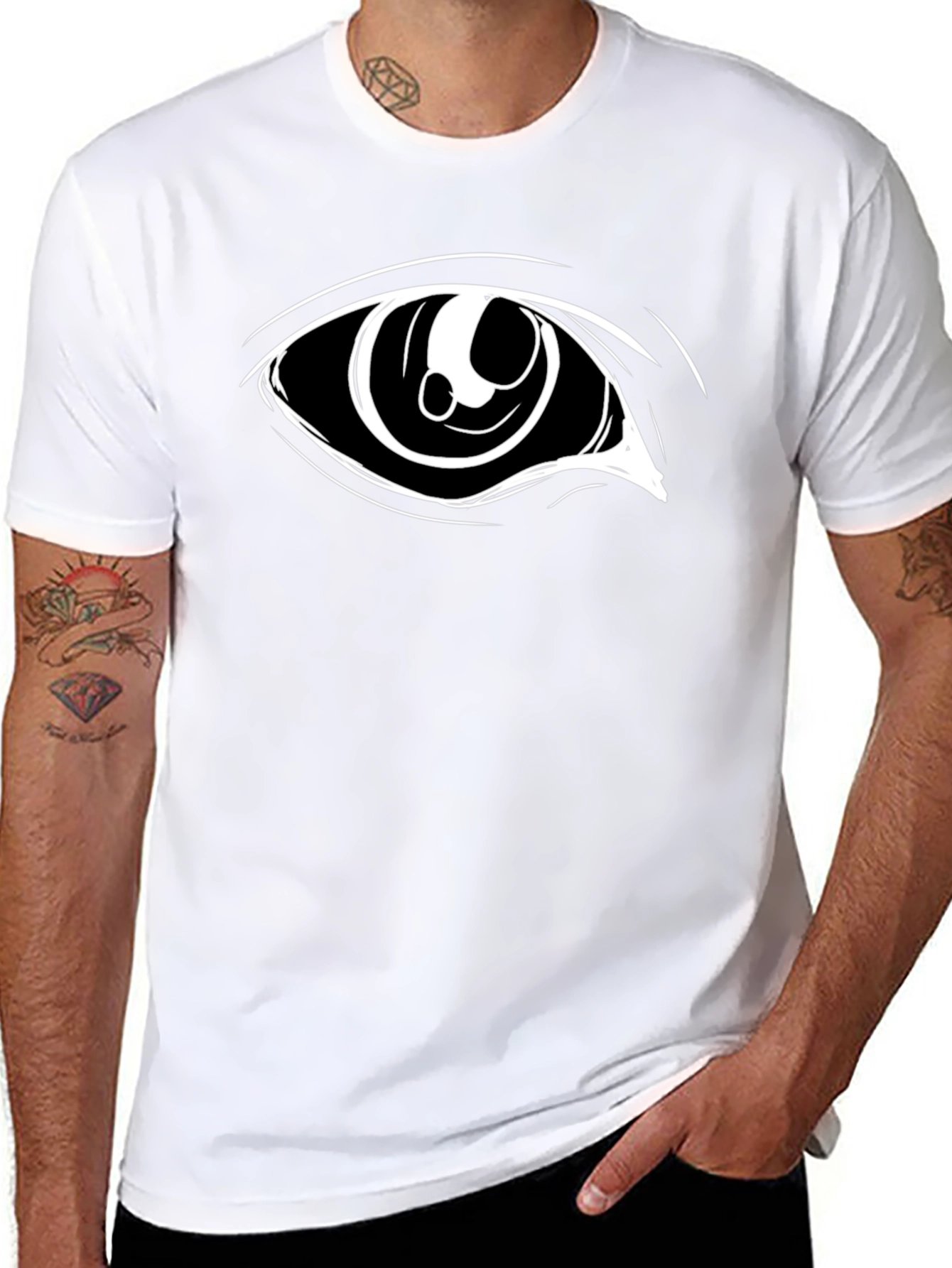 Eye Graphic Black T-Shirt - Modern Style