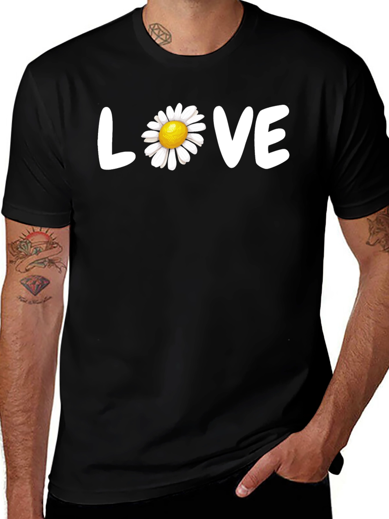 Daisy LOVE Graphic Tee - Stylish Comfort