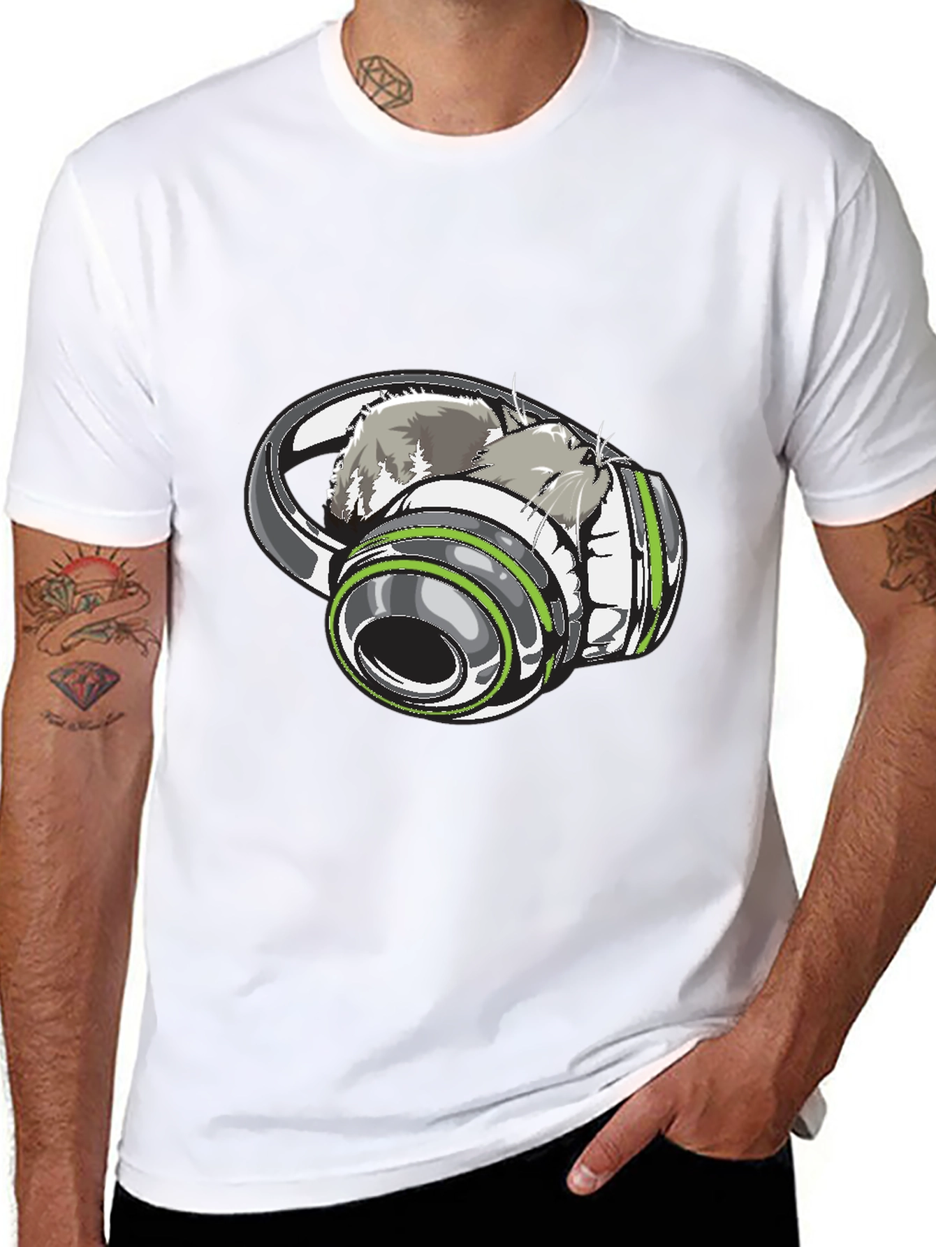 Cat in Headphones Graphic Tee - Black