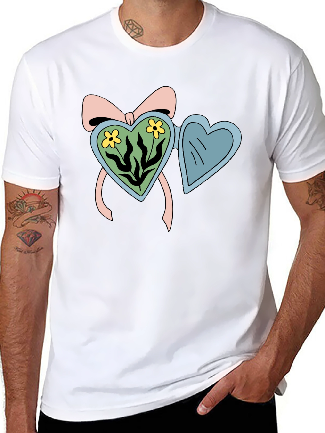 Heart Locket Flower Graphic Black T-Shirt