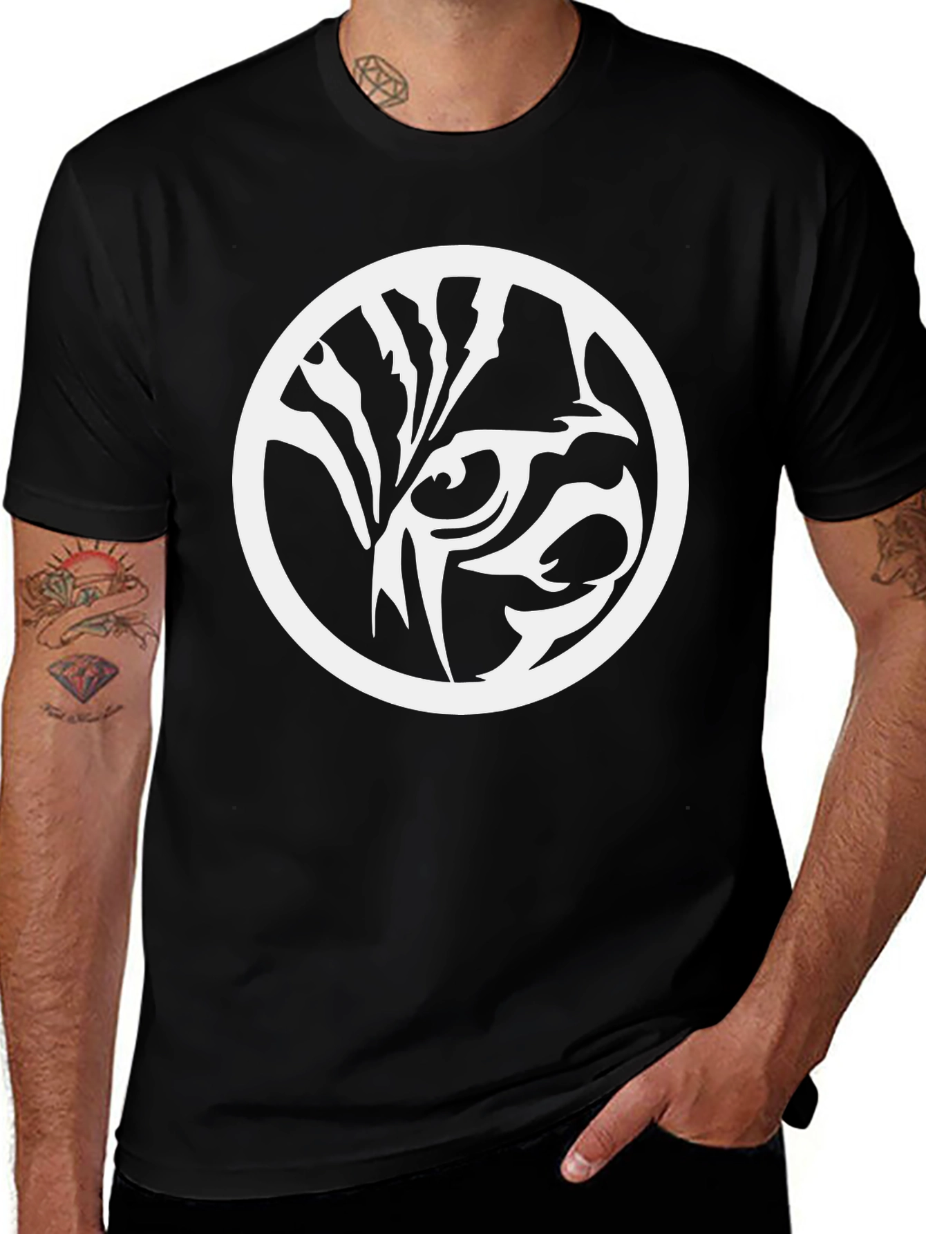 Abstract Graphic Tee - Modern Black T-Shirt