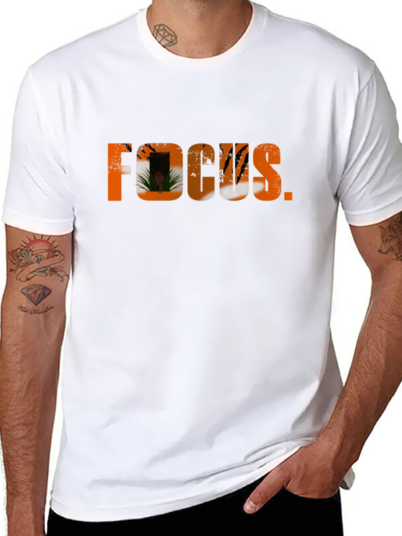 Focus Graphic Tee - Black Crew Neck T-Shirt