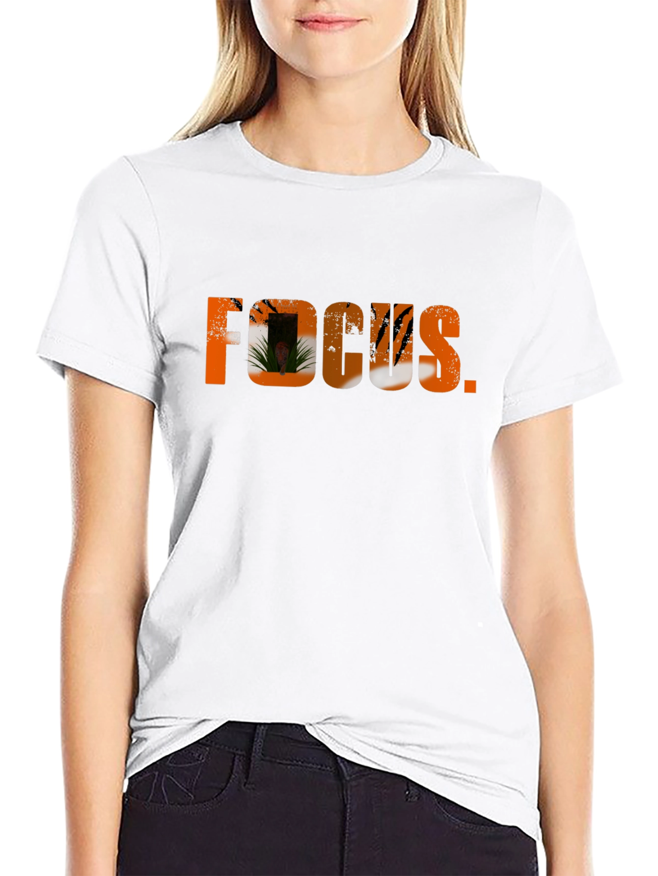 Focus Graphic Tee - Black Crew Neck T-Shirt