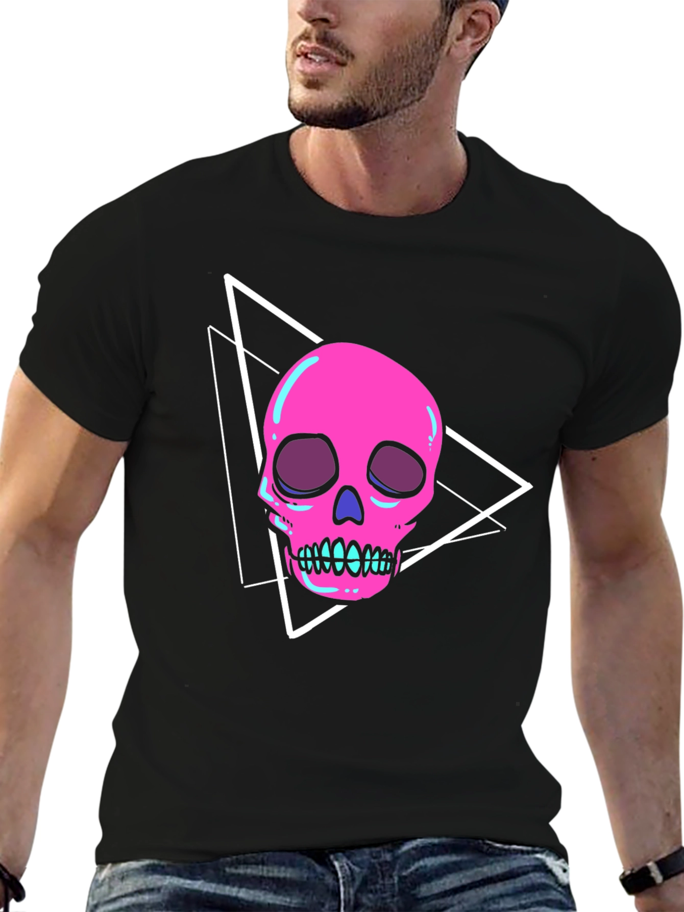 Edgy Pink Skull Graphic Tee - Modern Streetwear