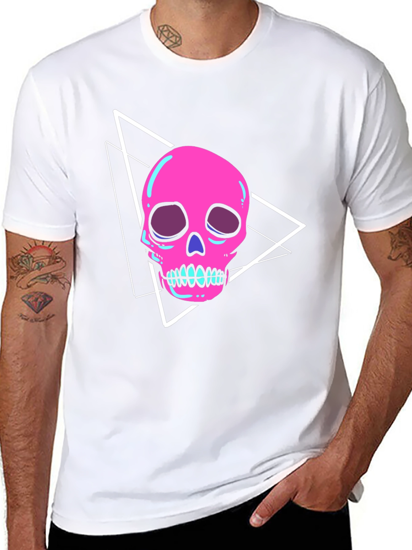 Edgy Pink Skull Graphic Tee - Modern Streetwear