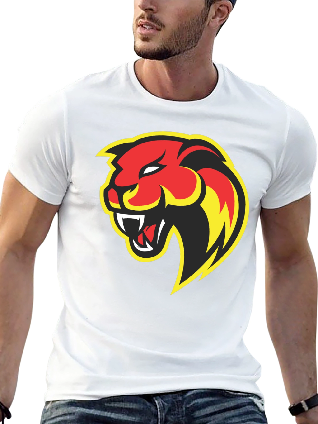 Bold Panther Graphic Tee - Black Cotton T-Shirt